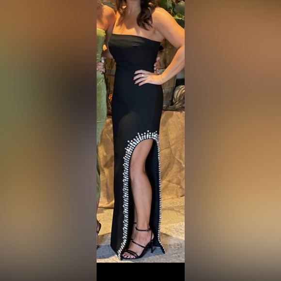 Black Cinq a sept Sammy Gown - size 6 - Picture 6 of 11